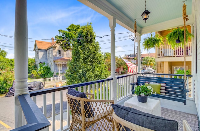 11 Francis St, Charleston, SC 29403 - view of covered porch