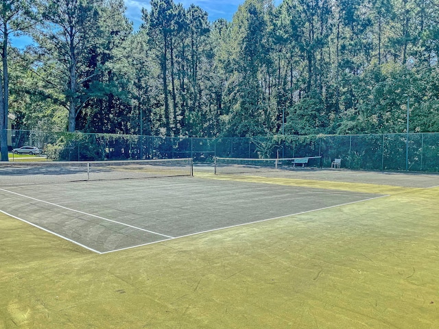 543 Castle Hall Rd, Mount Pleasant, SC 29464 - view of tennis court featuring fence