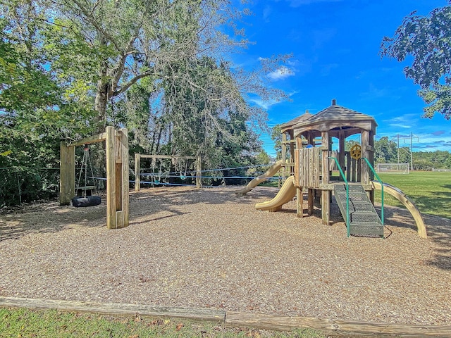 543 Castle Hall Rd, Mount Pleasant, SC 29464 - view of communal playground