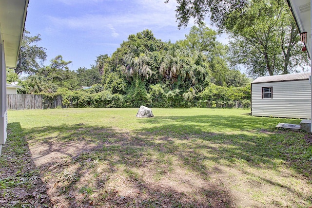 1032 Windward Rd, Charleston, SC 29412 - view of yard with a storage unit