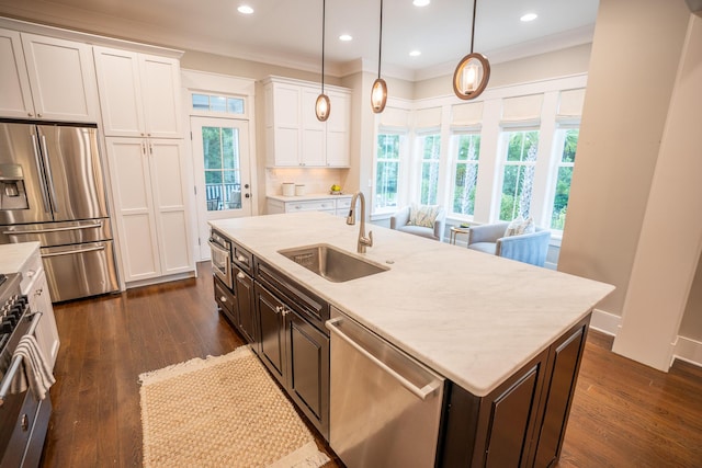 1566 Lindsey Creek Dr, Mount Pleasant, SC 29466 - kitchen with appliances with stainless steel finishes, a sink, white cabinetry, dark wood finished floors, and crown molding