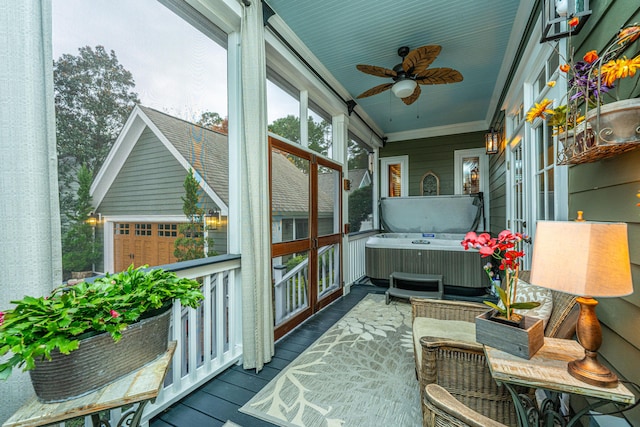 sunroom / solarium with ceiling fan