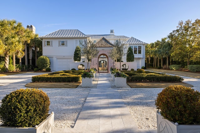 view of front facade with a garage