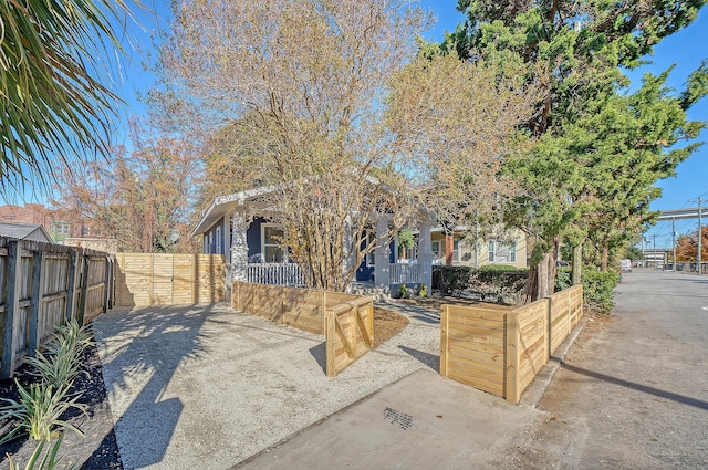 view of front of home