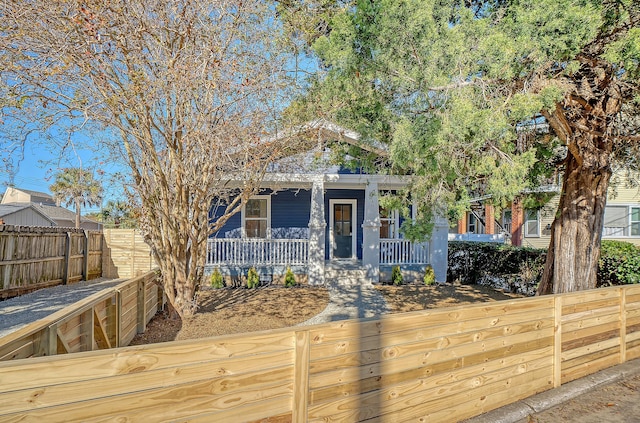 view of front of home with covered porch