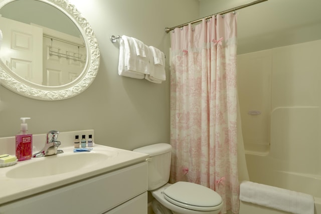 204 Michigan Avenue C-5 - Unit 11, Folly Beach, SC 29439 - bathroom with vanity and shower / bath combo with shower curtain