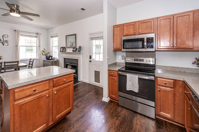 1418 Whispering Oak Trl, Mount Pleasant, SC 29466