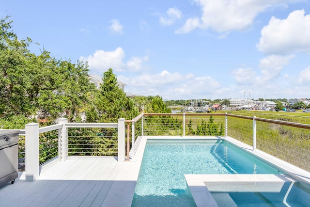 view of swimming pool