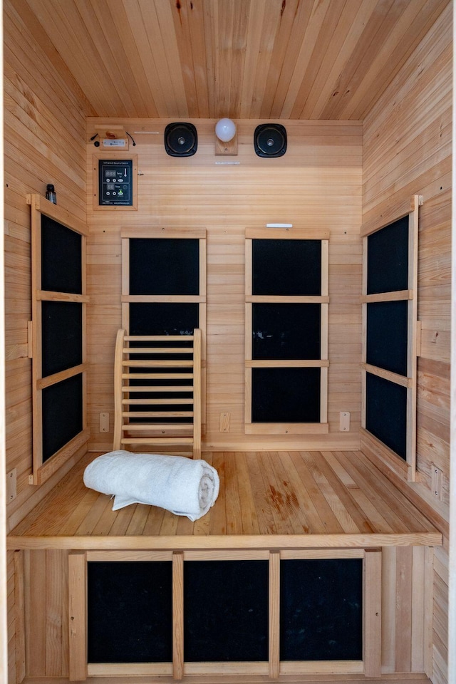 1809 Rushland Grove Ln, Johns Island, SC 29455 - relaxing sauna / steam room with wood ceiling
