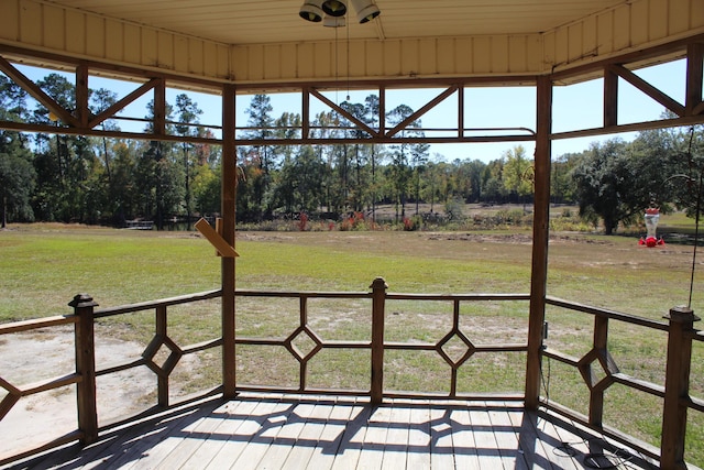 view of sunroom / solarium