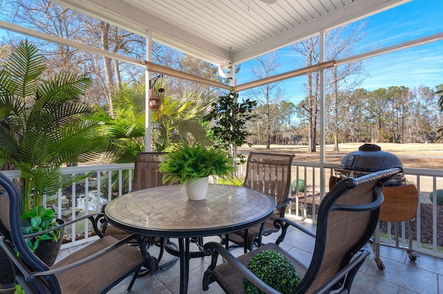 view of sunroom / solarium