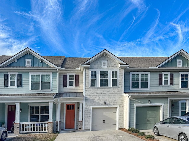 view of front of house with a garage