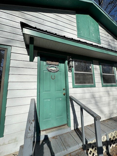 1089 Charles Dr, Manning, SC 29102 - view of exterior entry