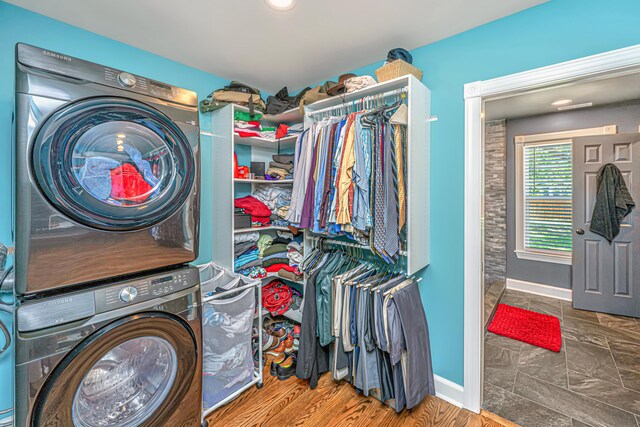 762 Swanson Ave, Charleston, SC 29412 - laundry room with stacked washer / dryer and baseboards