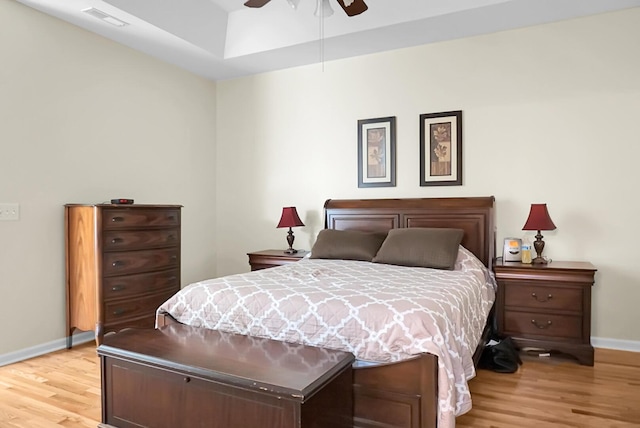 652 Spinner Cir, Mount Pleasant, SC 29464 - bedroom featuring light wood-type flooring and ceiling fan