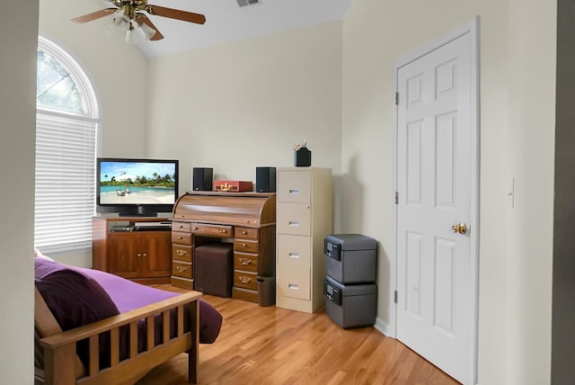 652 Spinner Cir, Mount Pleasant, SC 29464 - bedroom featuring a desk, light wood-style floors, vaulted ceiling, and a ceiling fan