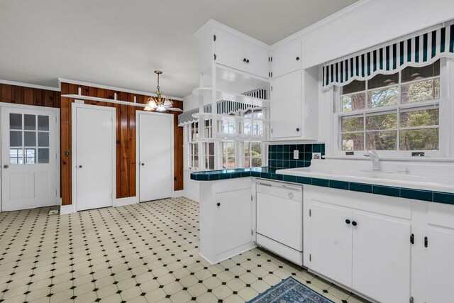 205 Woodlawn St, Walterboro, SC 29488