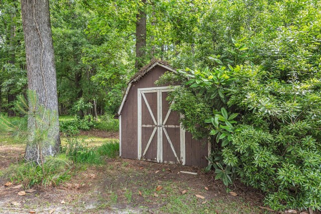 205 Woodlawn St, Walterboro, SC 29488