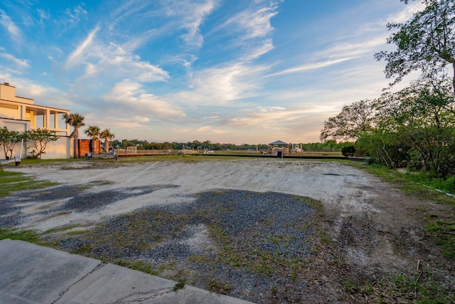 27 Rebellion Rd, Charleston, SC 29407 - view of yard
