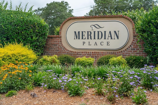 1505 Blaze Ln, Charleston, SC 29412 - view of community sign