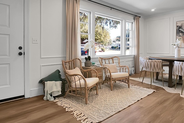 5259 Hartford Cir N, Charleston, SC 29405 - living area featuring wood finished floors