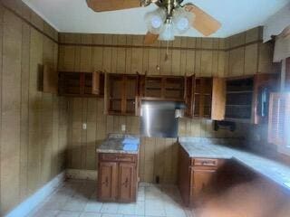 kitchen with ceiling fan