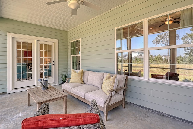 view of patio featuring a ceiling fan and an outdoor hangout area