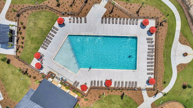 bird's eye view of a pool area