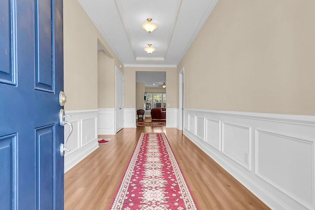 522 Tidewater Chase Ln, Summerville, SC 29486 - foyer entrance with a ceiling fan, wainscoting, light wood-style floors, ornamental molding, and a decorative wall