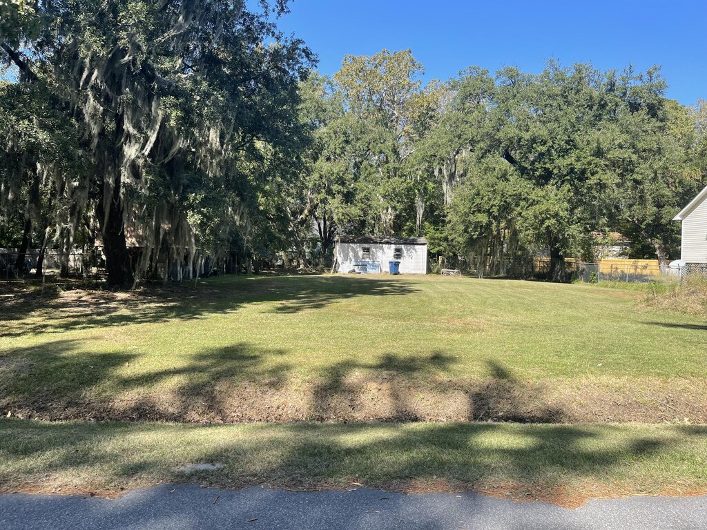 3670 Hilton Dr, Johns Island, SC 29455