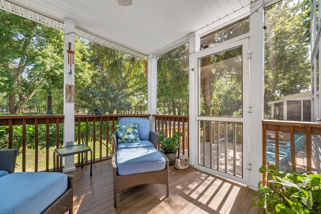 1977 Pierce St, Charleston, SC 29492 - sunroom / solarium featuring a ceiling fan