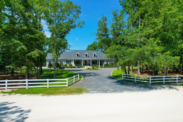 view of front of house with a front yard