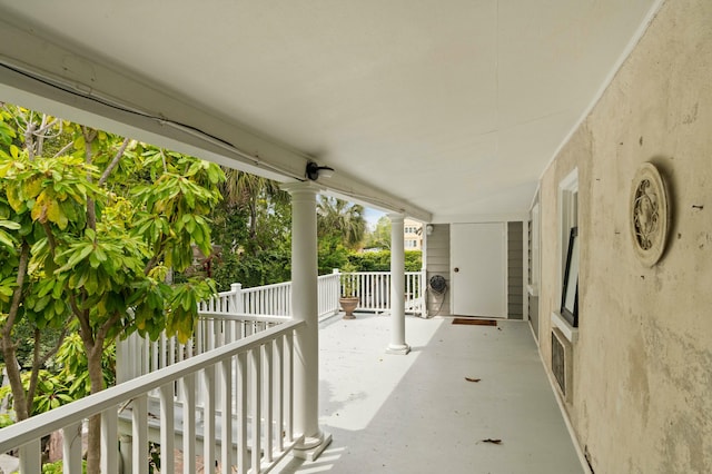 view of patio / terrace with covered porch