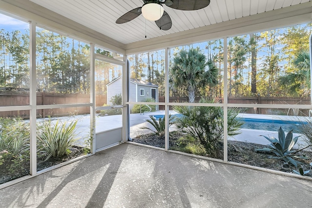 319 Deep River Rd, Summerville, SC 29486 - unfurnished sunroom with ceiling fan