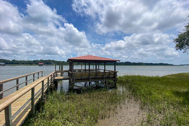 2940 Anchor Watch Dr, Wadmalaw Island, SC 29487