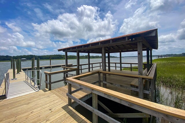 2940 Anchor Watch Dr, Wadmalaw Island, SC 29487