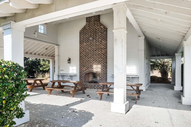 2940 Anchor Watch Dr, Wadmalaw Island, SC 29487