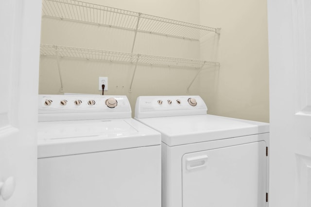 1025 Mathis Ferry Rd, Mount Pleasant, SC 29464 - laundry area with washing machine and dryer