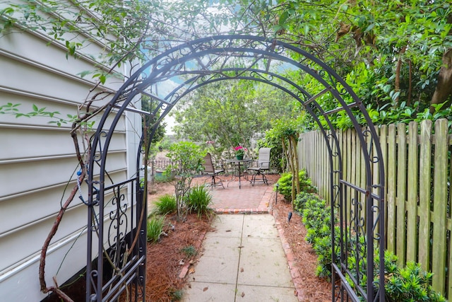 1025 Mathis Ferry Rd, Mount Pleasant, SC 29464 - fenced backyard with a patio