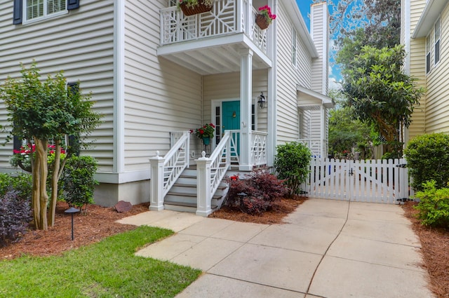 1025 Mathis Ferry Rd, Mount Pleasant, SC 29464 - doorway to property with a balcony and a gate