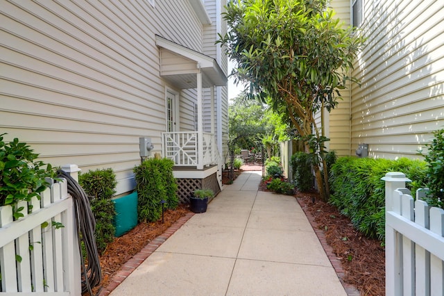 1025 Mathis Ferry Rd, Mount Pleasant, SC 29464 - view of side of property