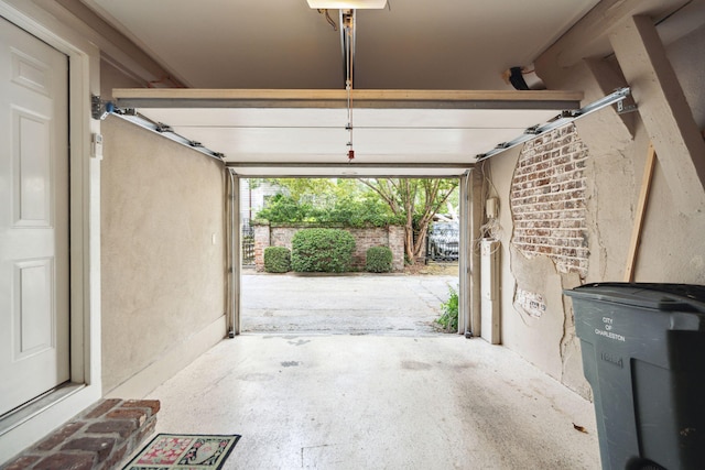 2 Bedons Aly, Charleston, SC 29401 - view of garage