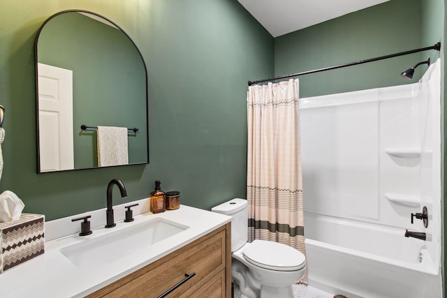 full bath featuring shower / bath combination with curtain, vanity, and toilet