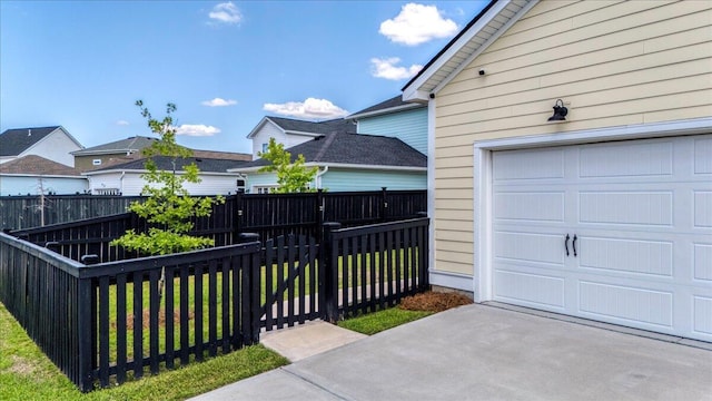 113 Grimball St, Summerville, SC 29486 - view of home's exterior with fence, a garage, and driveway