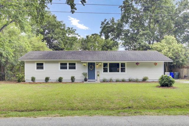 1515 Mulberry St, Charleston, SC 29407 - ranch-style home with a front yard