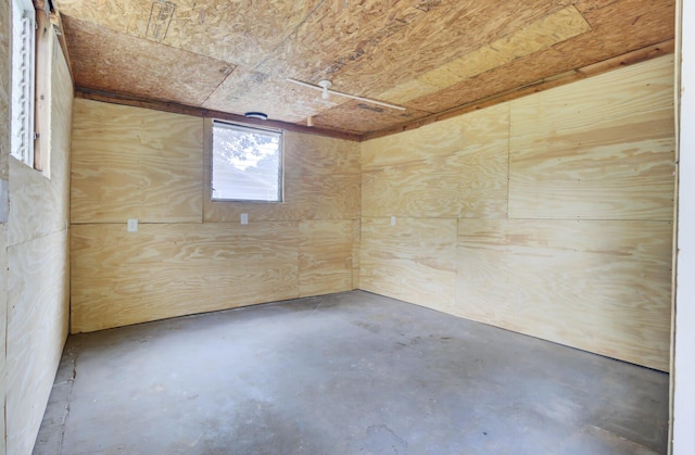 1515 Mulberry St, Charleston, SC 29407 - unfurnished room featuring unfinished concrete floors