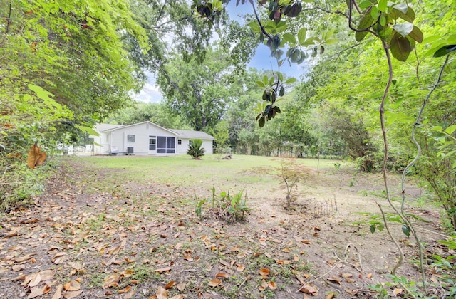 1515 Mulberry St, Charleston, SC 29407 - view of green lawn