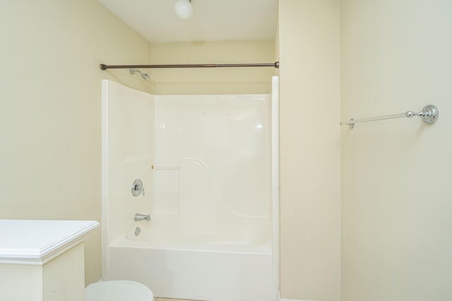 2301 N Creek Dr, Mount Pleasant, SC 29466 - full bathroom with toilet and washtub / shower combination