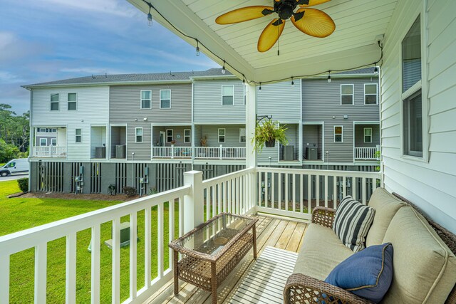 balcony with ceiling fan