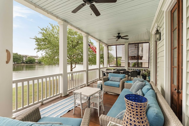 18 Fernandina St, Mount Pleasant, SC 29464 - sunroom featuring a ceiling fan, outdoor lounge area, and a water view